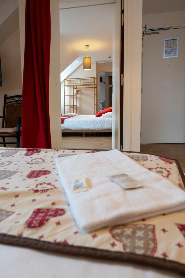 Le Geneve Hotel La Bourboule Exterior photo